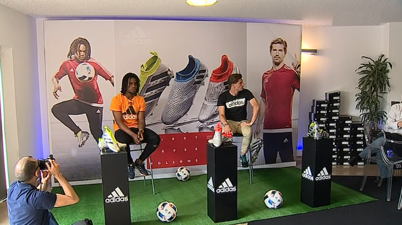 Ação promocional com Renato Sanches e Adrien
