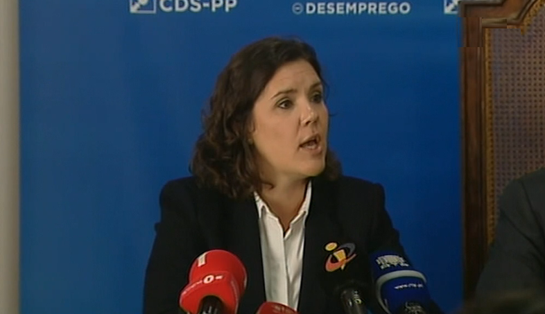 Assunção Cristas critica governo socialista