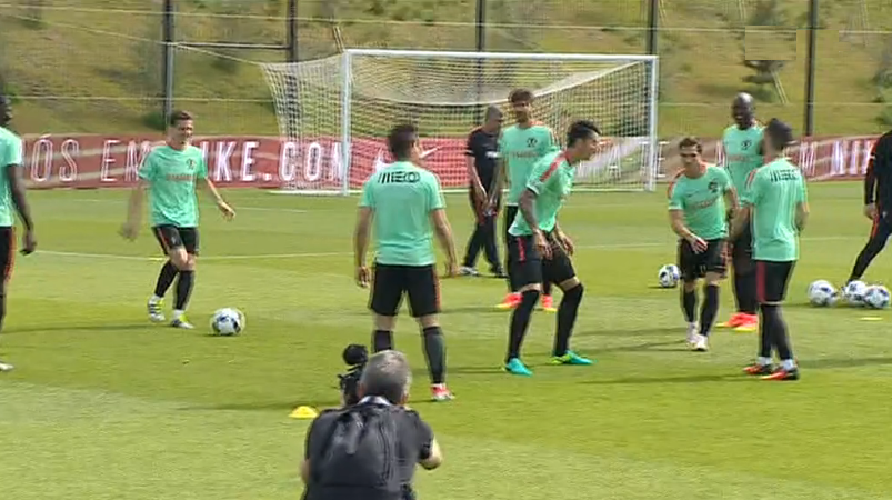 Futebol: treino da Seleção Nacional