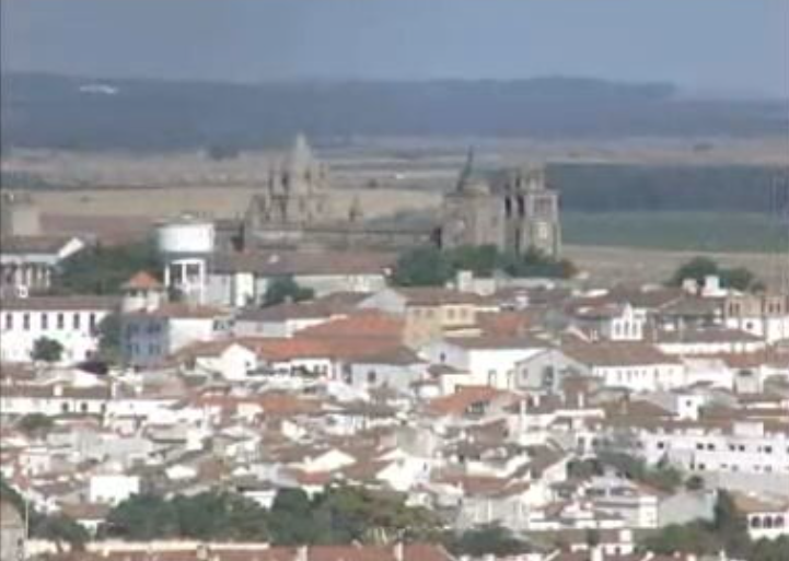 Évora