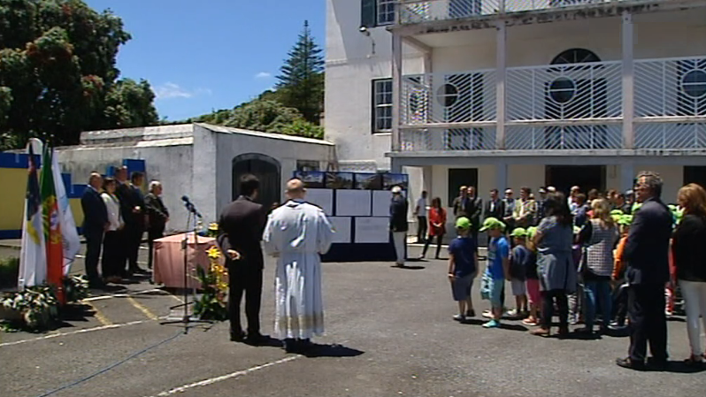Lançamento da 1ª pedra da Creche “Castelinho”