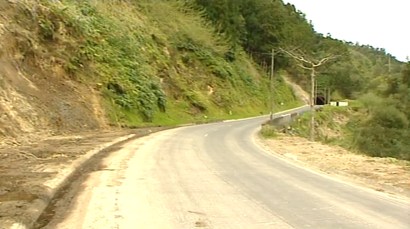 Projeto de requalificação de estrada da Ribeira Quente