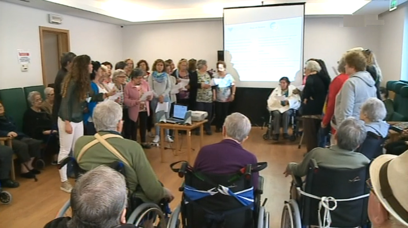 Projeto de gerontologia leva idosos do Porto à Ilha Terceira