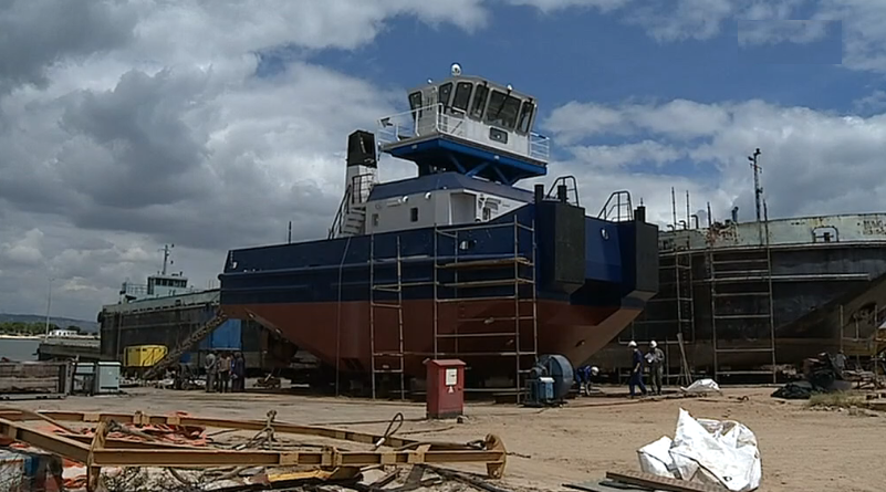 Construção de barco rebocador no Seixal I