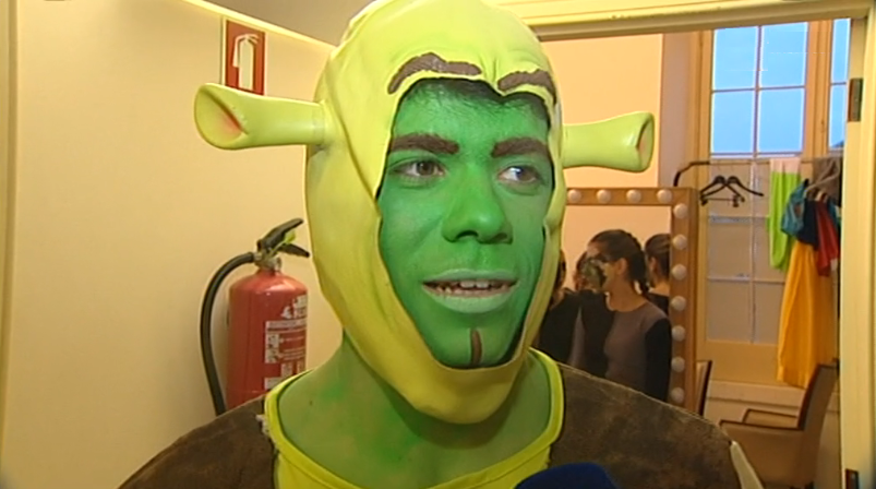 Espetáculo musical “Shrek” pelo “Ginásio Corpore”