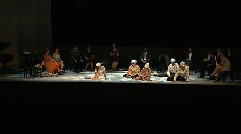 Espetáculo de ópera e circo no Teatro São Carlos