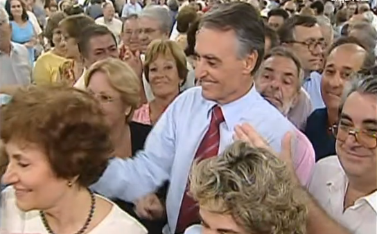 Presidenciais 2006: Sondagem dá maioria absoluta a Cavaco Silva