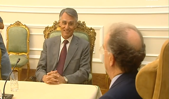 Presidenciais 2006: Cavaco Silva é favorito nas sondagens