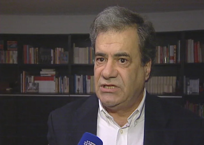 Escutas a jornalistas e segredo de justiça