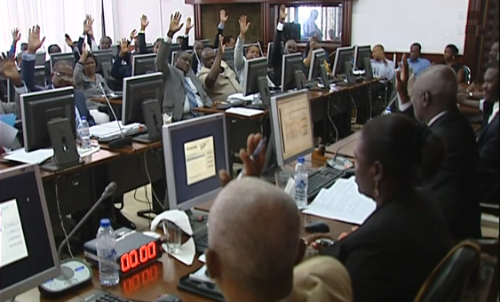 Aprovação do OE 2014 em São Tomé e Príncipe