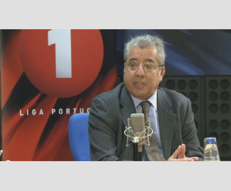 Maria Flor Pedroso entrevista João Ferreira do Amaral