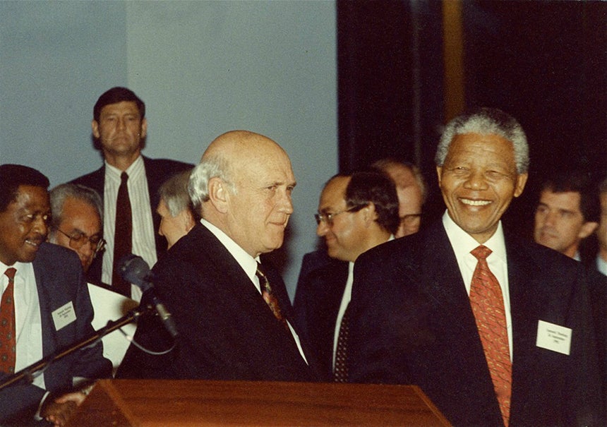  Announcement of a date agreement for the first [19659043] Beginning at the FNB Stadium in South Africa (1994) / Photo: Antnio Mateus - RTP </p>
</div>
</div>
<div class=