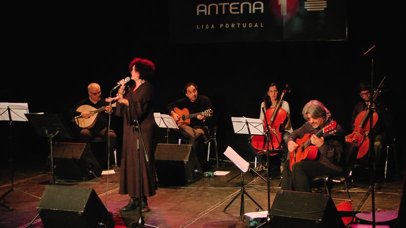 Maria Anadon e Davide Zaccaria  no “Viva a Música”