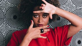 Imagem de Sara Tavares no Theatro Circo