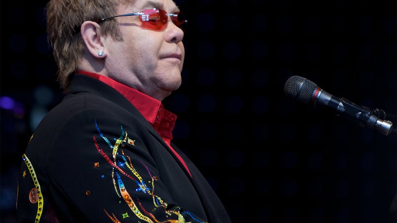 Elton John – O Clássico Exuberante