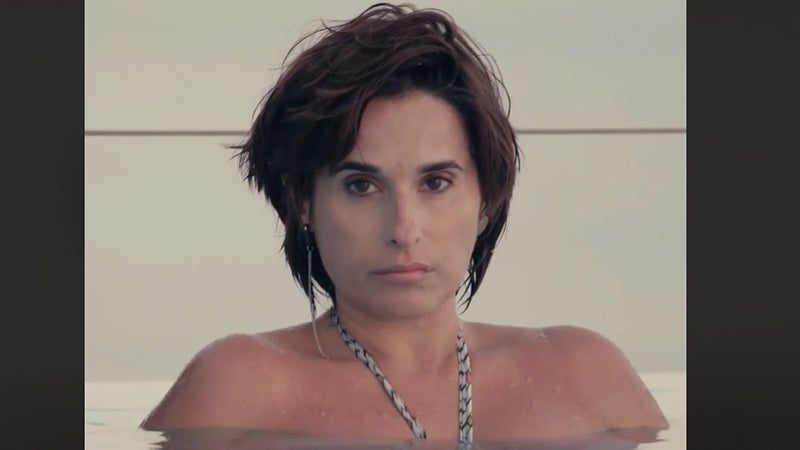 “Aula de Natação”: Cristina Branco estreia videoclip