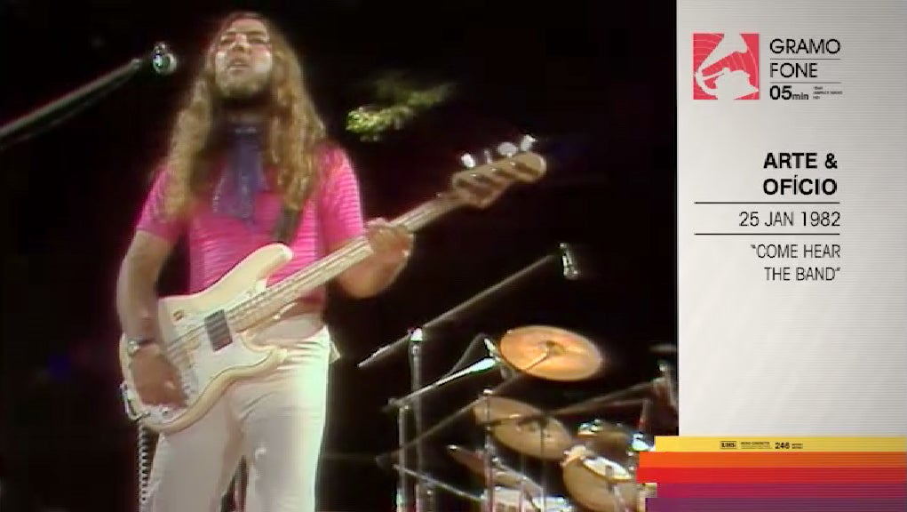 ARTE & OF�CIO por Jo�o Carlos Callixto