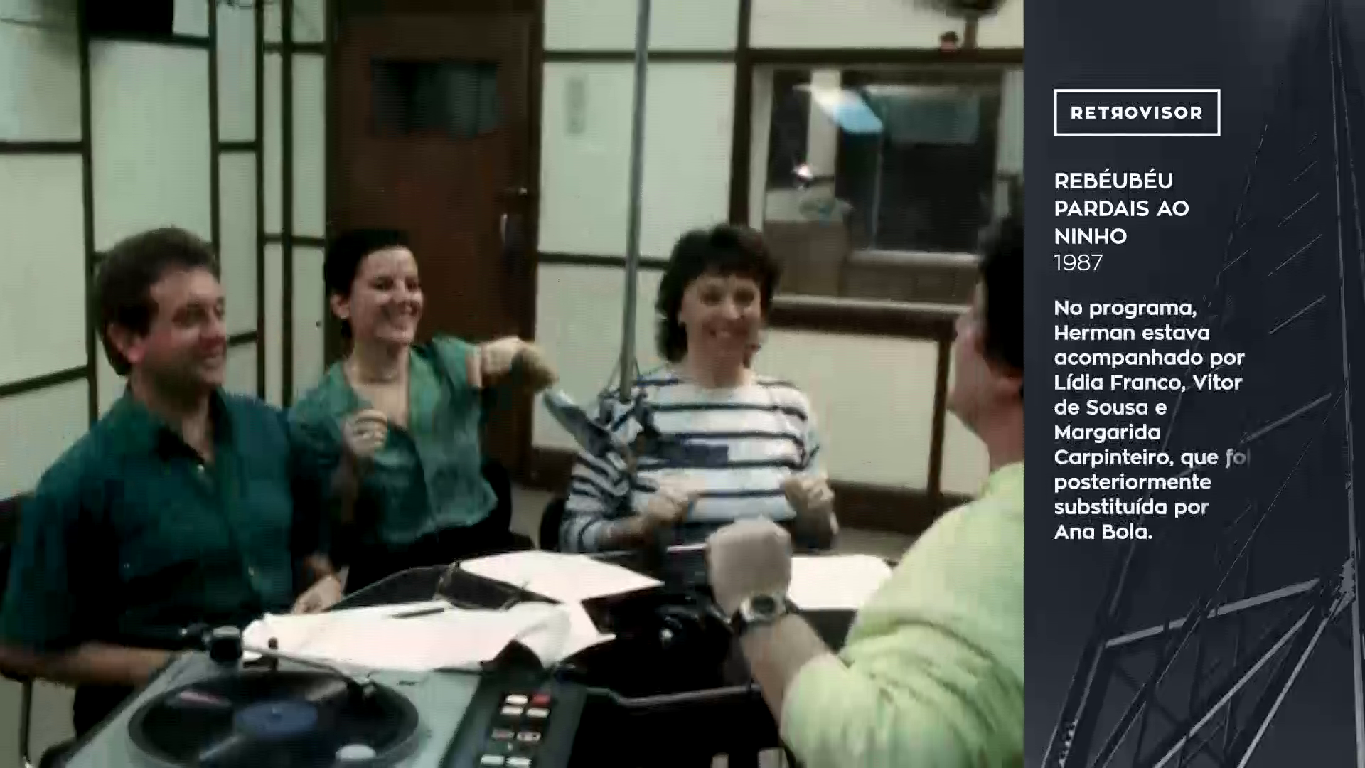 Reb�ub�u Pardais Ao Ninho