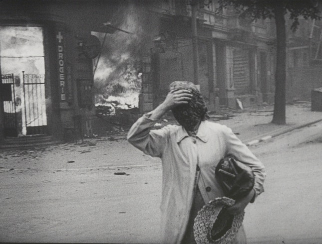 "The Natural History of Destruction", de Sergei Loznitsa, é um dos filmes a concurso no Porto/Post/Doc 2022.