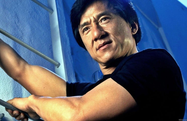 Jackie Chan: com uma filmografia de quase 200 títulos, recebeu um Oscar honorário