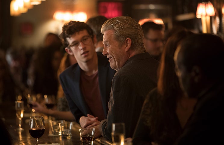 Callum Turner e Jeff Bridges — um jogo de afectos e descobertas