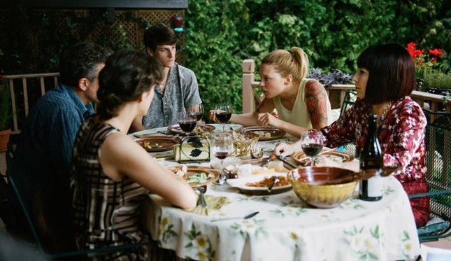 Almoço de família: Gaspard Ulliel, Nathalie Baye, Vincent Cassel, Léa Seydoux e Marion Cotillard.