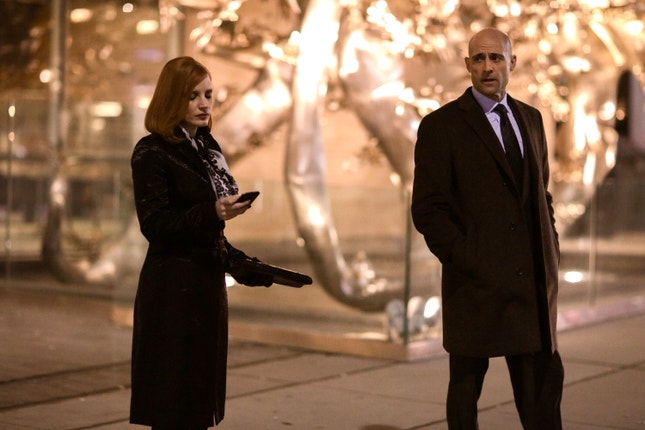 Jessica Chastain e Mark Strong — no labirinto político de Washington