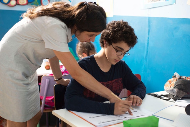 Na escola de Ahmed — um espantoso retrato de uma personagem apanhada na rede do fundamentalismo