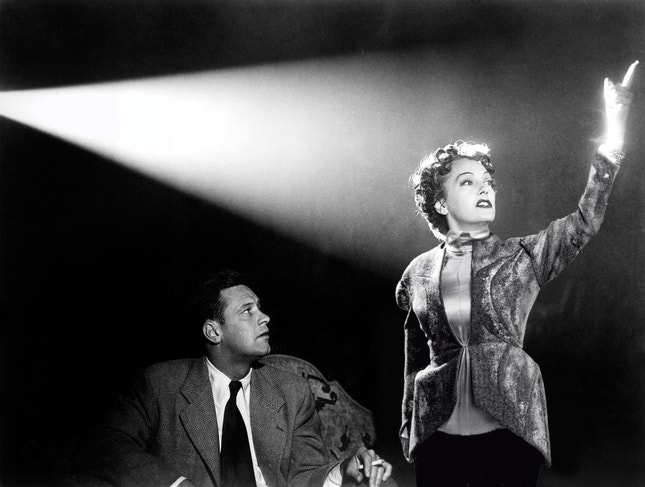 William Holden e Gloria Swanson — Hollywood no espelho de Hollywood