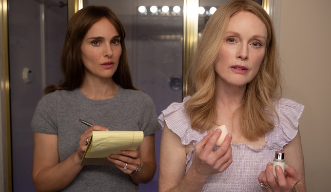 MAY DECEMBER: o jogo de espelhos de Julianne Moore e Natalie Portman