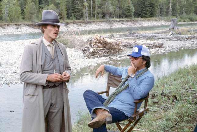 Christopher Walken e Michael Cimino durante a rodagem de 