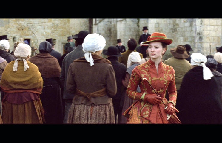Mia Wasikowska no papel de Emma Bovary: um filme fiel ao texto de Gustave Flaubert