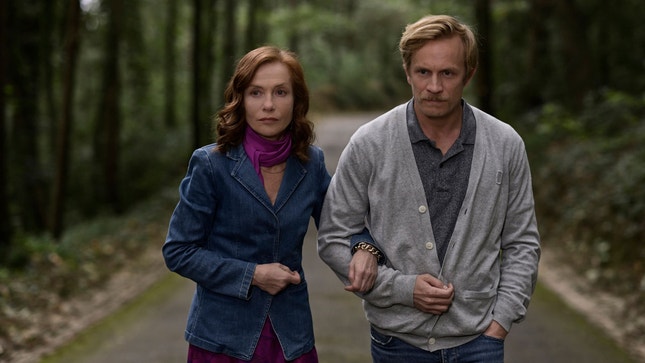 Isabelle Huppert e Jérémie Rénier: deambulando através de um banal exercício de estilo