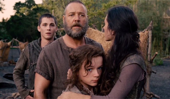 Russell Crowe interpreta Noé num filme que não consegue relançar as glórias do épico bíblico