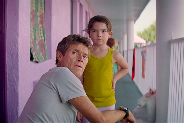 Willem Dafoe e Brooklynn Prince — um filme que privilegia os actores