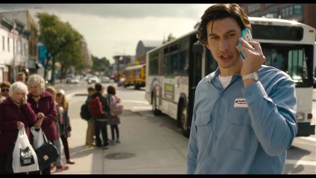 Adam Driver no filme de Jim Jarmusch — um homem chamado Paterson na cidade de Paterson