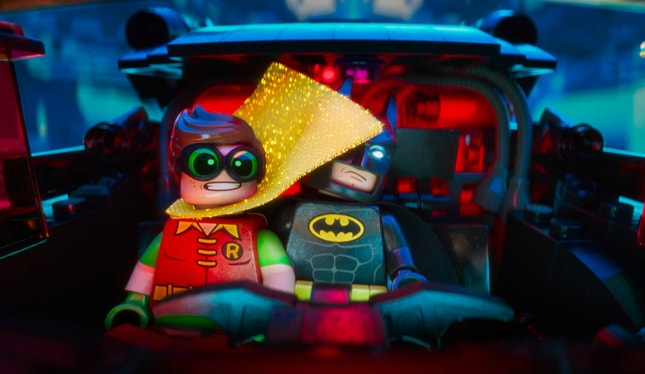 Fracasso de “Lego Batman” deixa “Cinquenta Sombras” na frente
