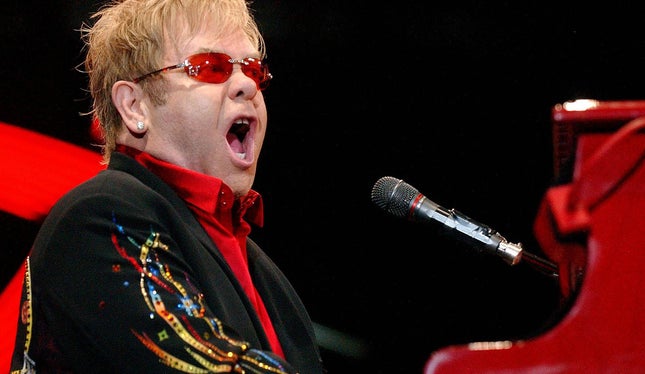 Elton John vai ter filme biográfico