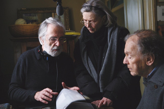 Michael Haneke, Emanuelle Riva e Jean-Louis Trintignant — rodagem de 