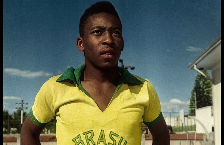 Documentário colige imagens e memórias de Pelé
