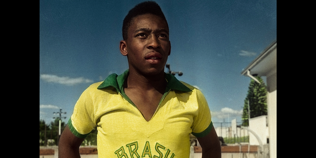 Documentário colige imagens e memórias de Pelé