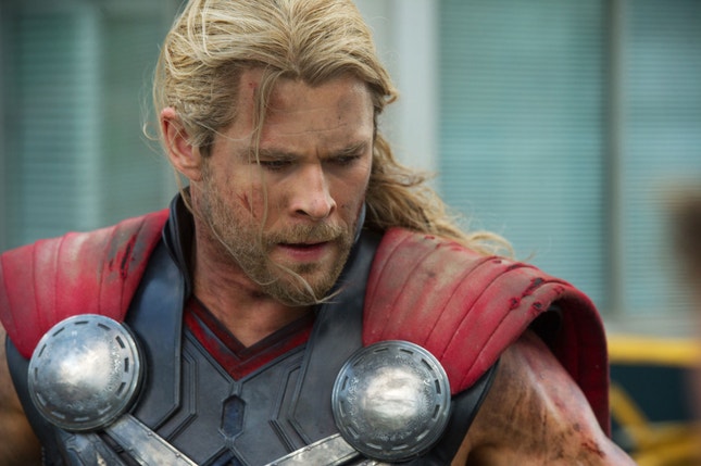 Imagem do filme: Vingadores batem Witherspoon e Vergara