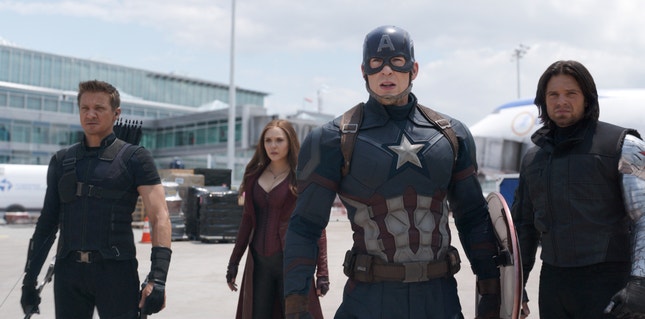 Imagem do filme: “Capitão América: Guerra Civil” abre na frente