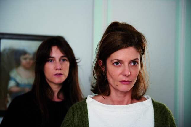 Charlotte Gainsbourg e Chiara Mastroianni, filmadas por Benoît Jacquot