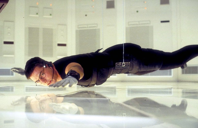 Tom Cruise no papel de Ethan Hunt — imagem do primeiro "Missão Impossível", de 1996