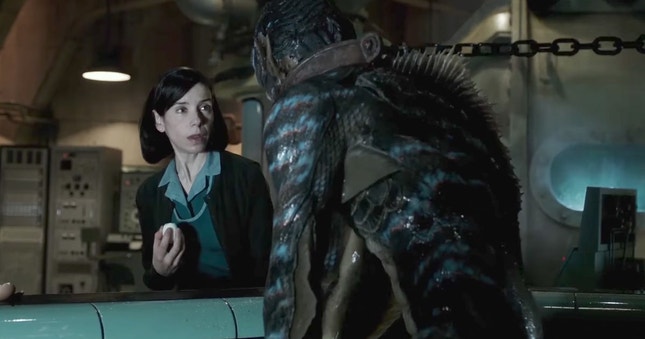 Sally Hawkins face ao monstro de 