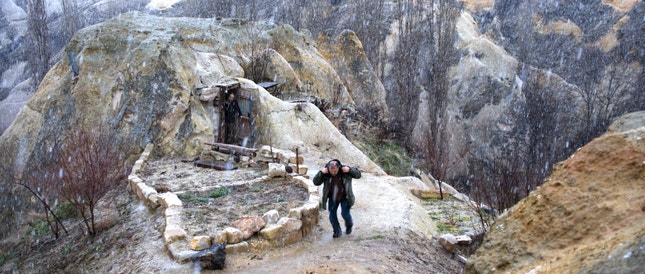 Nuri Bilge Ceylan filma as paisagens da Anatólia como cenários de revelação das relações humanas