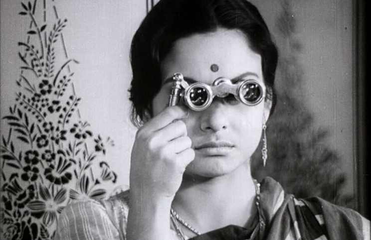Madhabi Mukherjee no papel de Charulata — crónica de uma paixão impossível