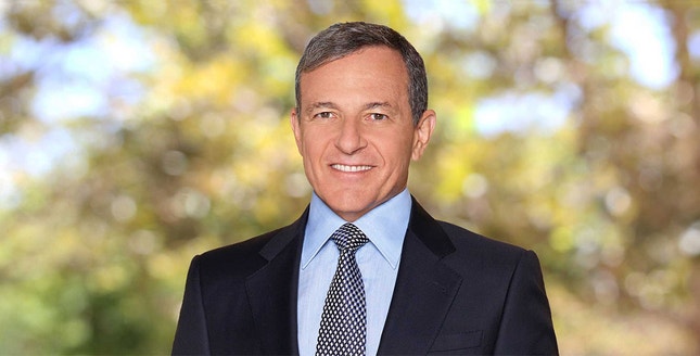 Robert A. Iger regressa ao cargo de CEO da Disney.