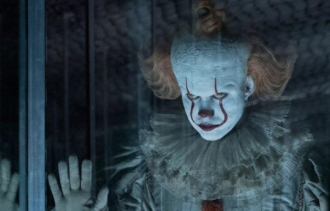 Imagem do filme: Pennywise lidera box office mundial